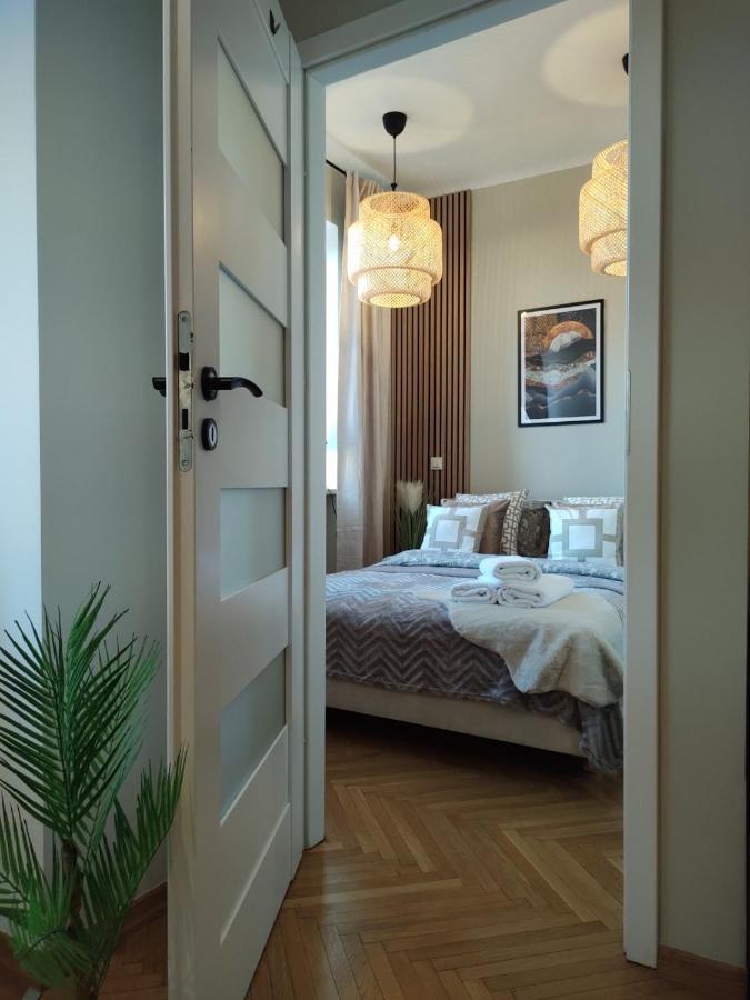 Day & Night By Cooee Apartments Varsovia Exterior foto