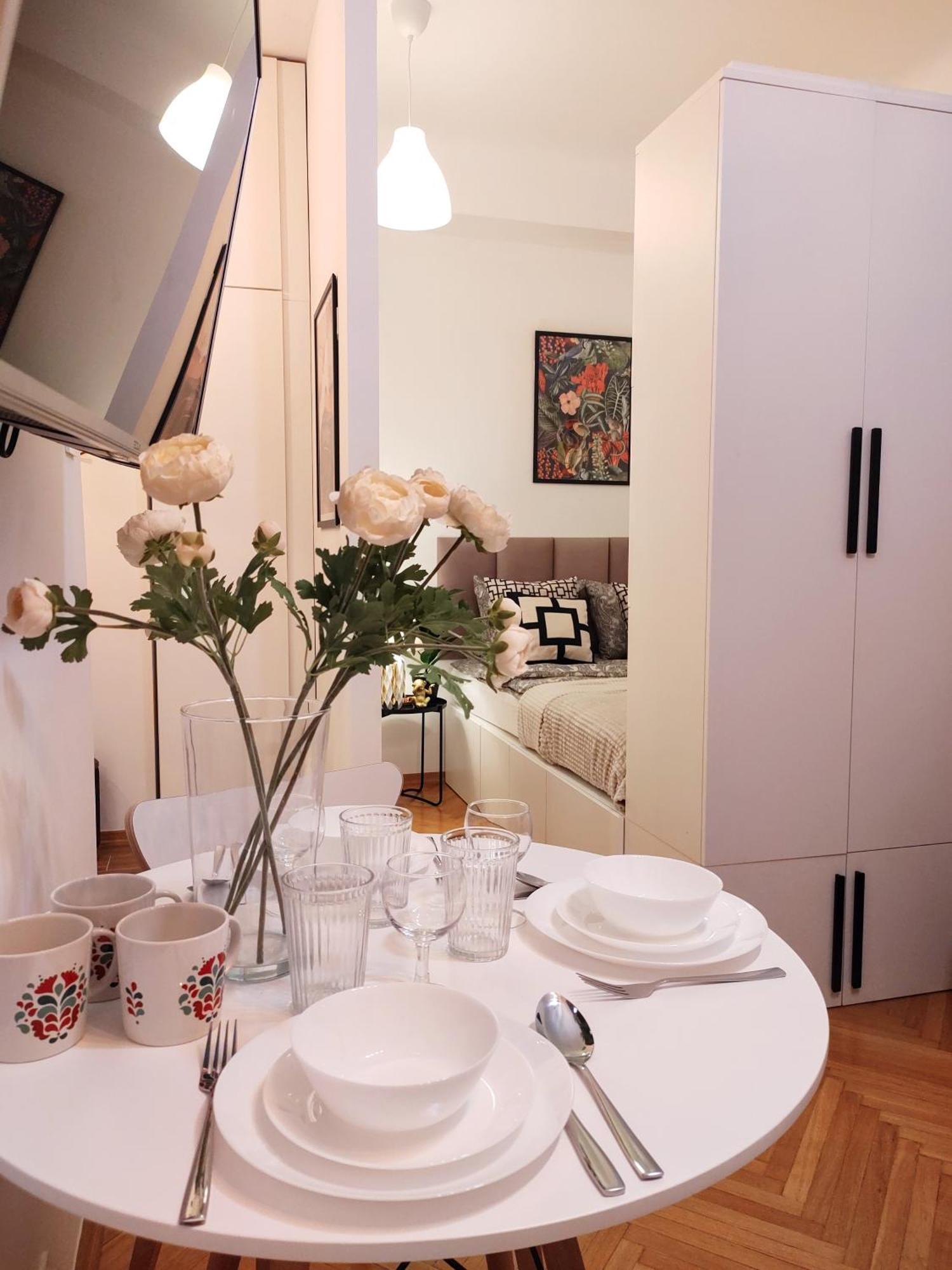 Day & Night By Cooee Apartments Varsovia Exterior foto